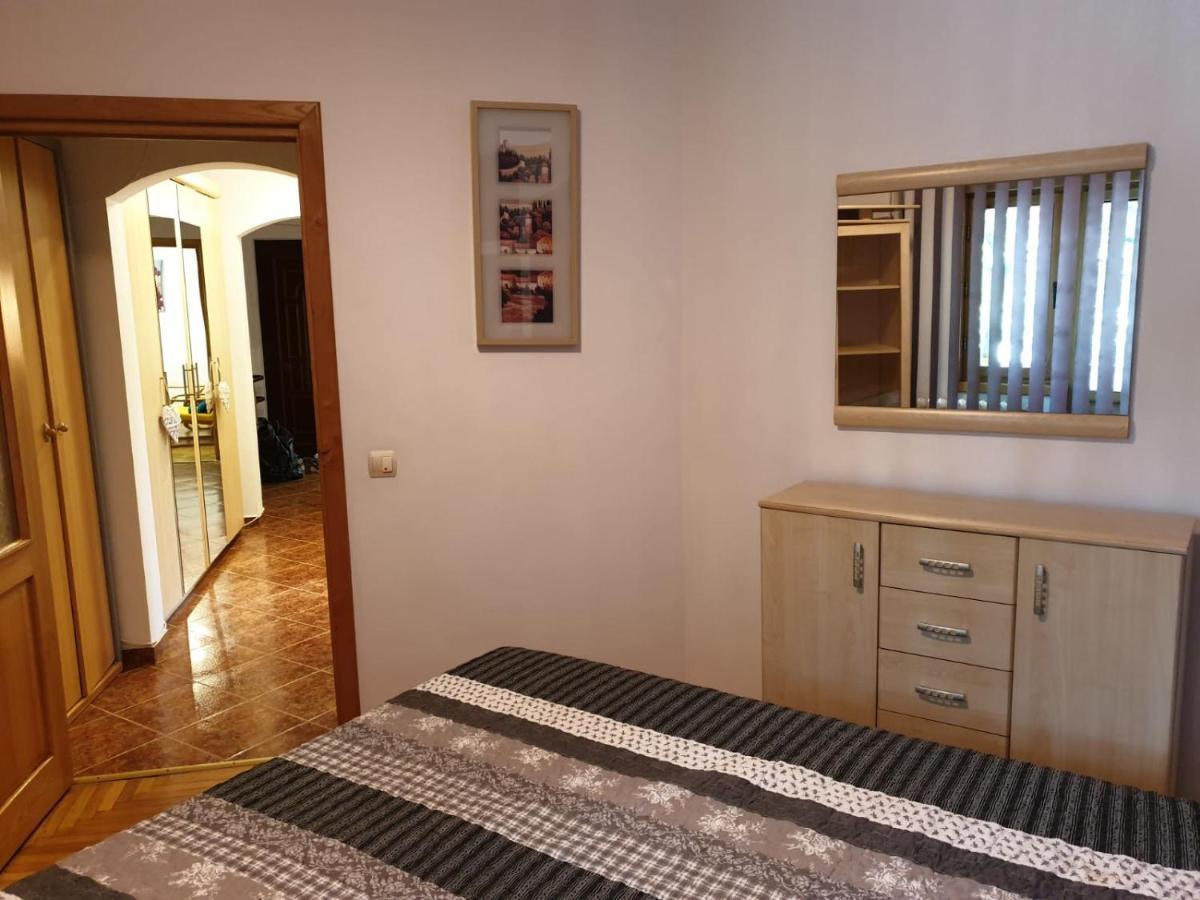 3 Camere Central 이아시 외부 사진