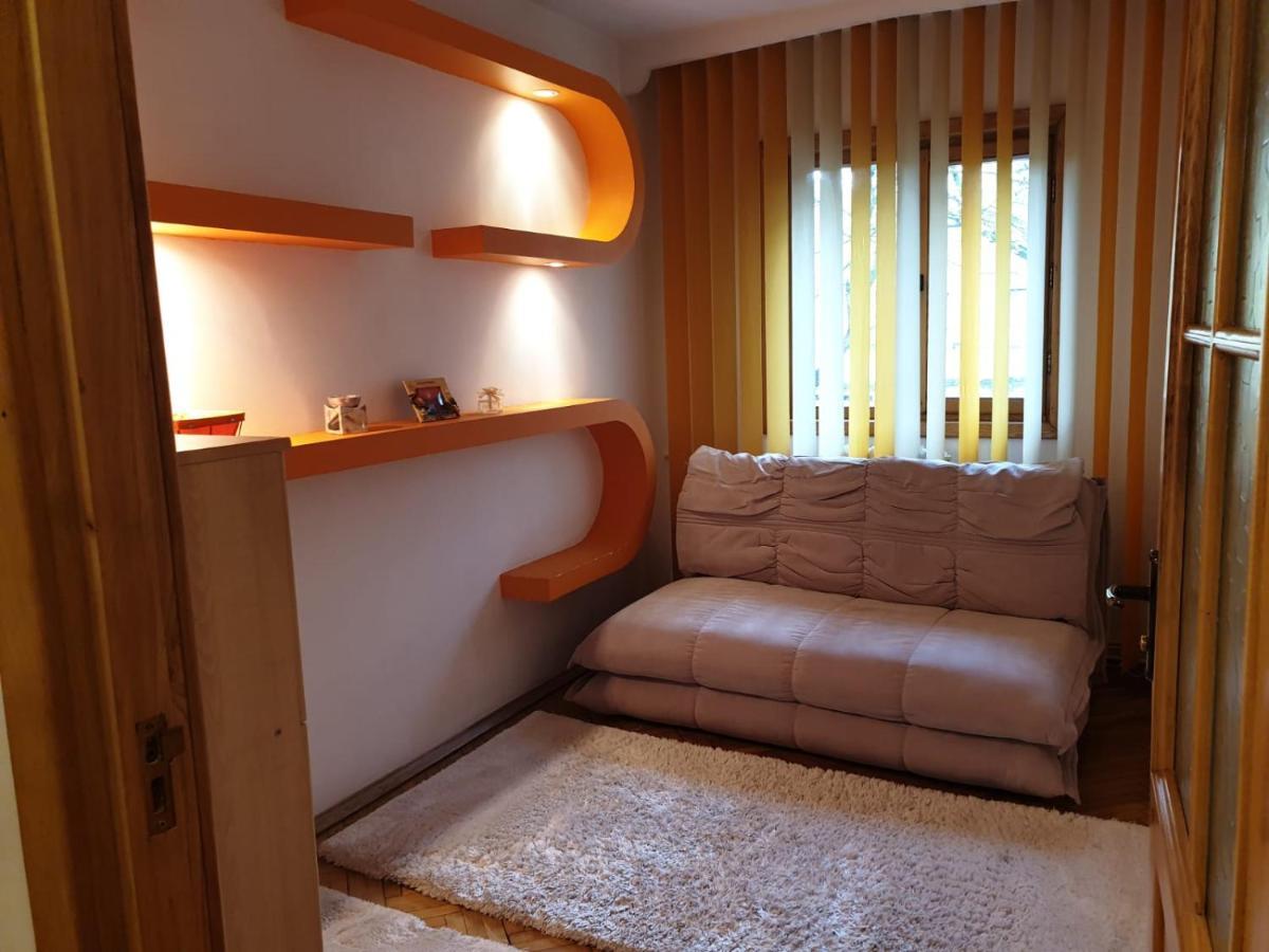 3 Camere Central 이아시 외부 사진