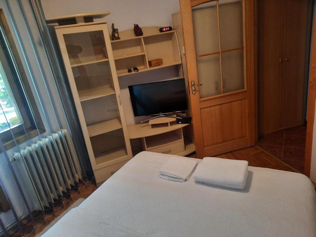 3 Camere Central 이아시 외부 사진