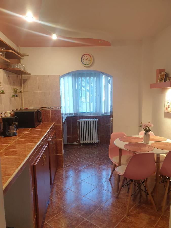 3 Camere Central 이아시 외부 사진